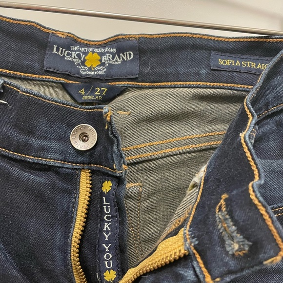 Lucky Brand women straight jeans. Size 27 - Picture 3 of 5